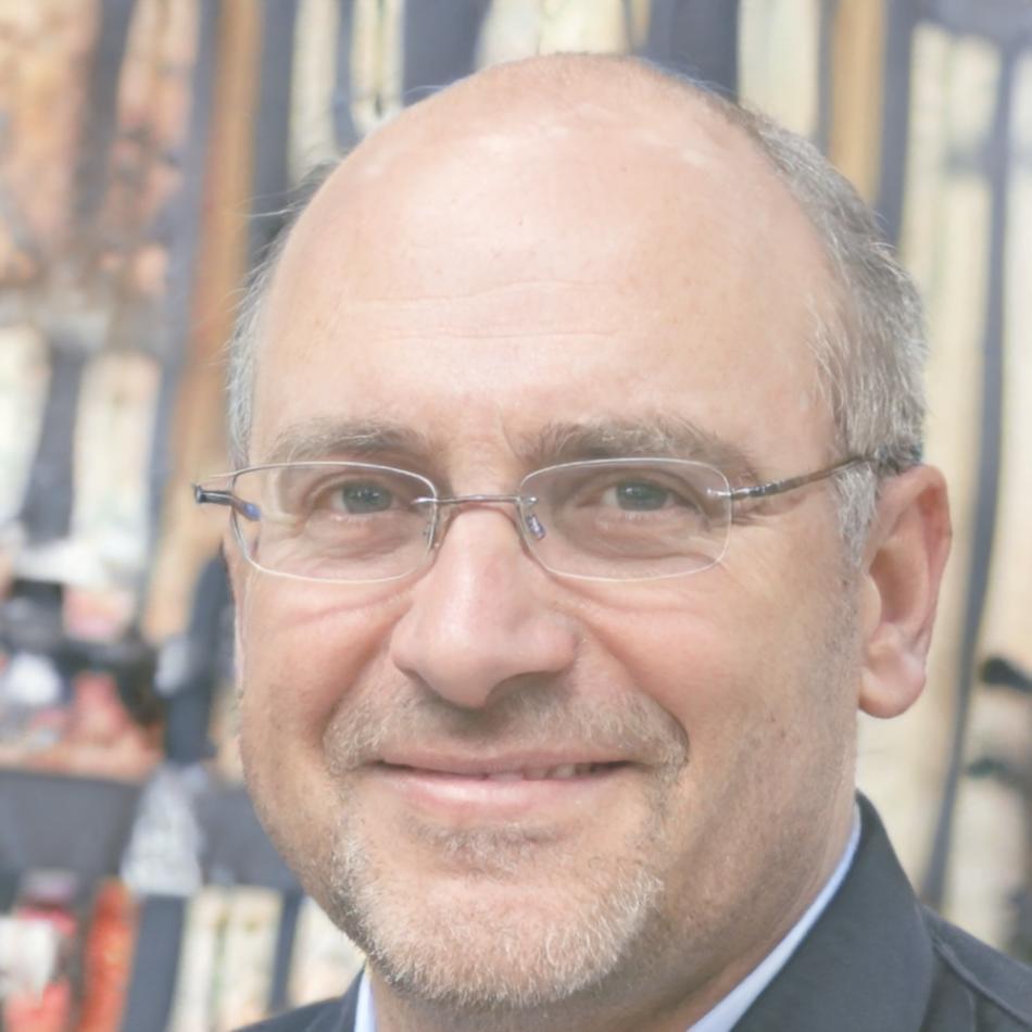 Ritratto professionale di Adriano Ferretti